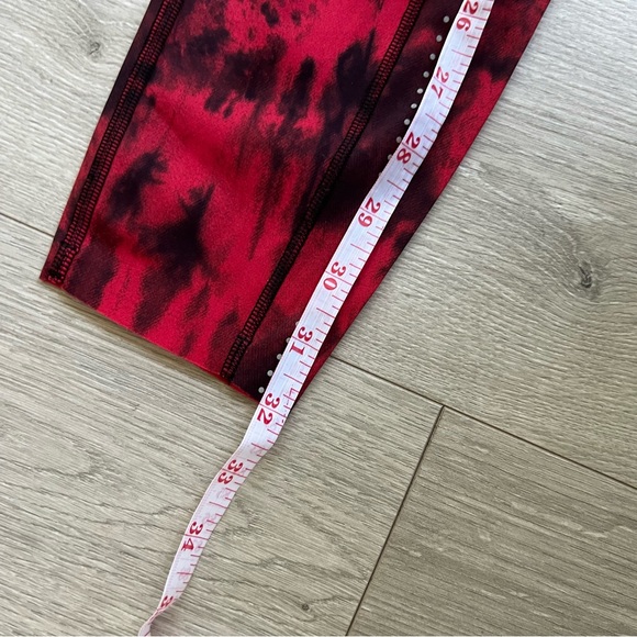 Lululemon Fast and Free Game Day - Red Black Multi (Size 4) - Picture 11 of 13